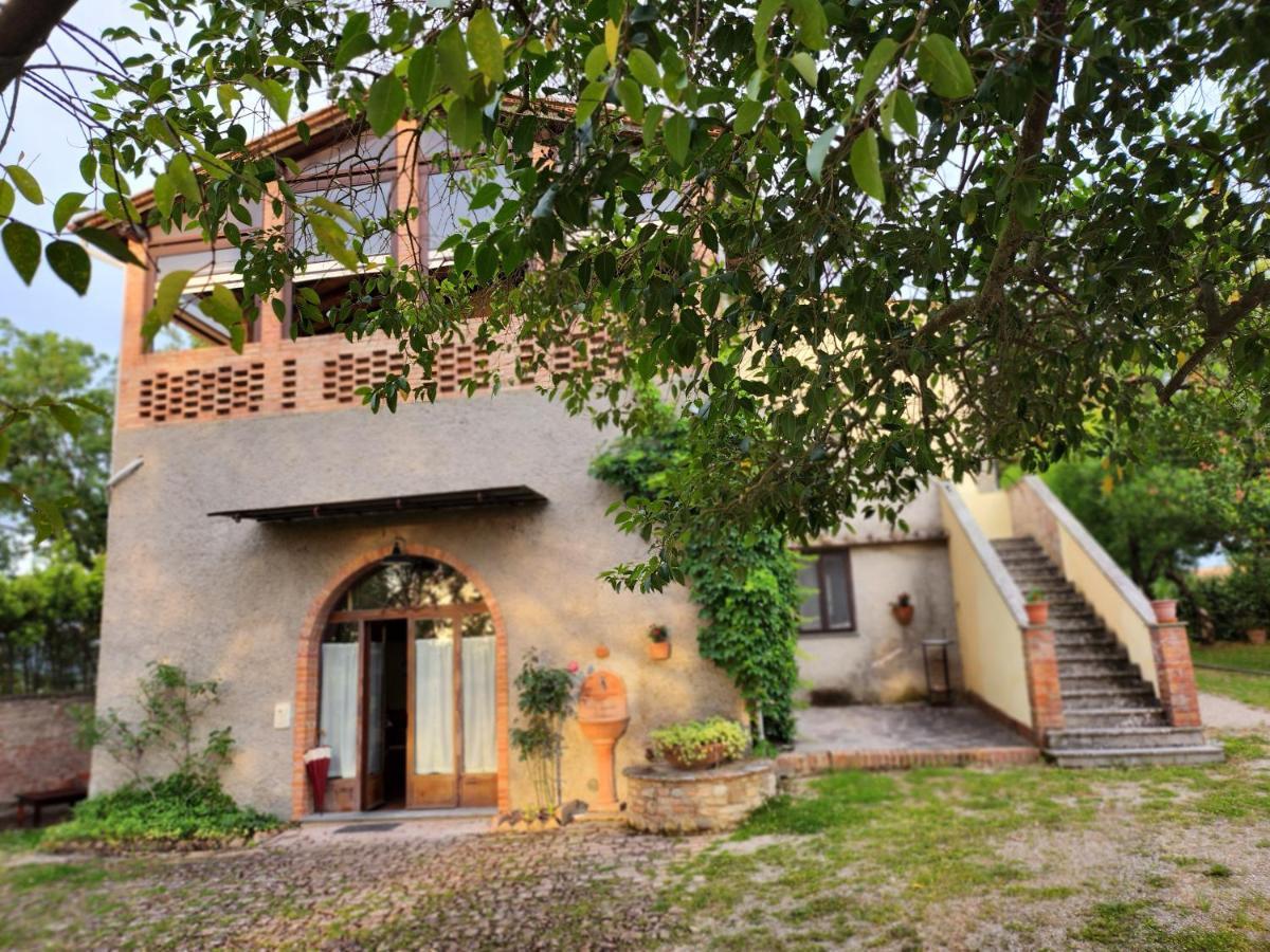 Il Giuggiolo - La Collina Della Quiete Bed & Breakfast Certaldo Exterior photo